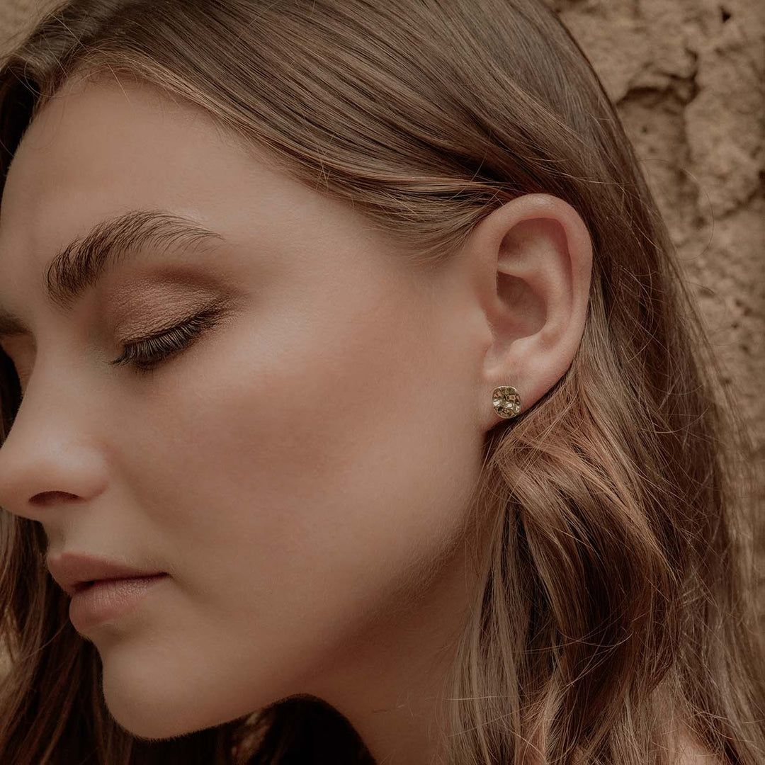 Tanggula earrings